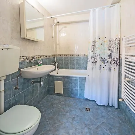 Pashov * Veliko Tărnovo